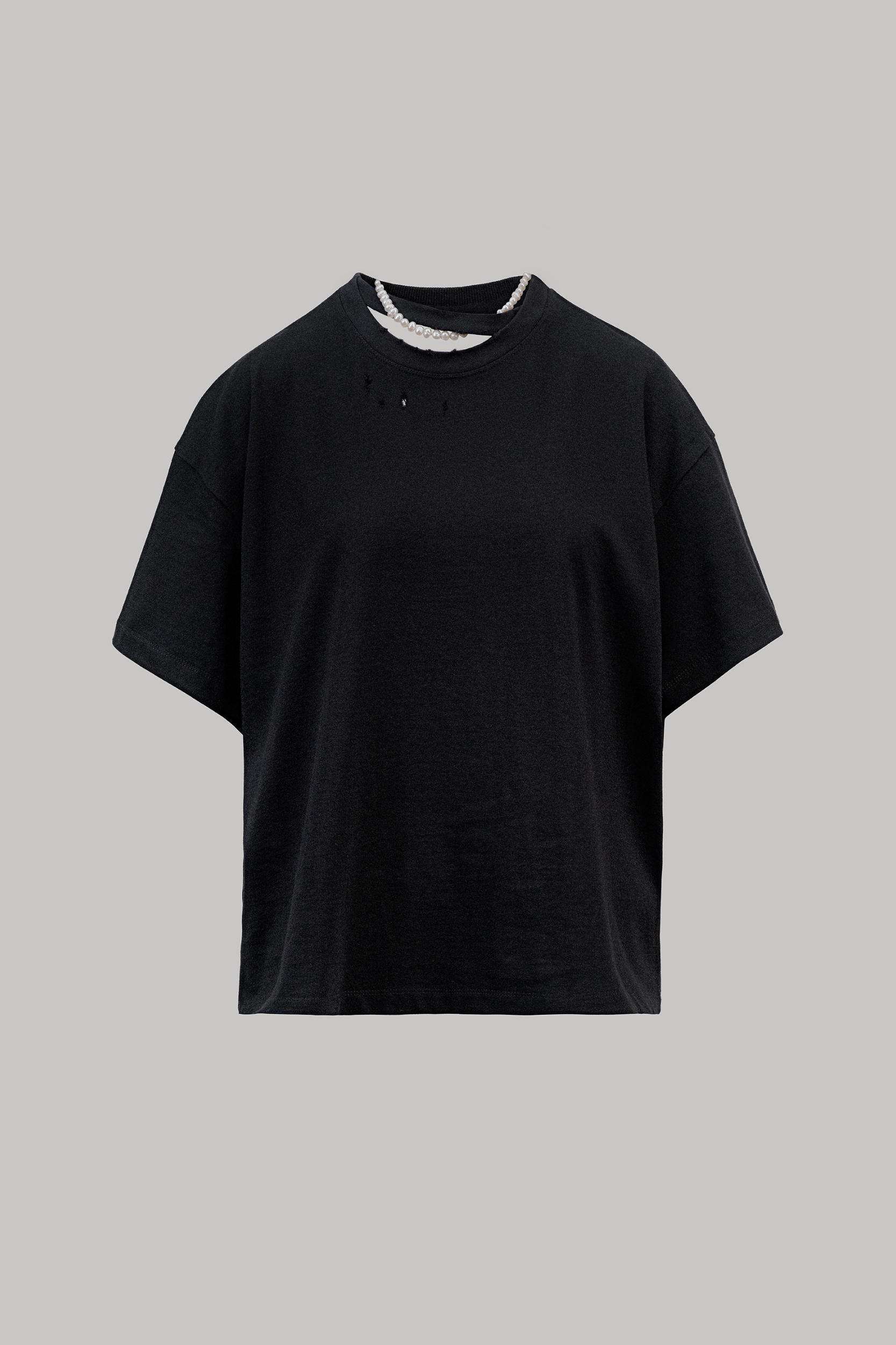 Pearls Disruption T-Shirt